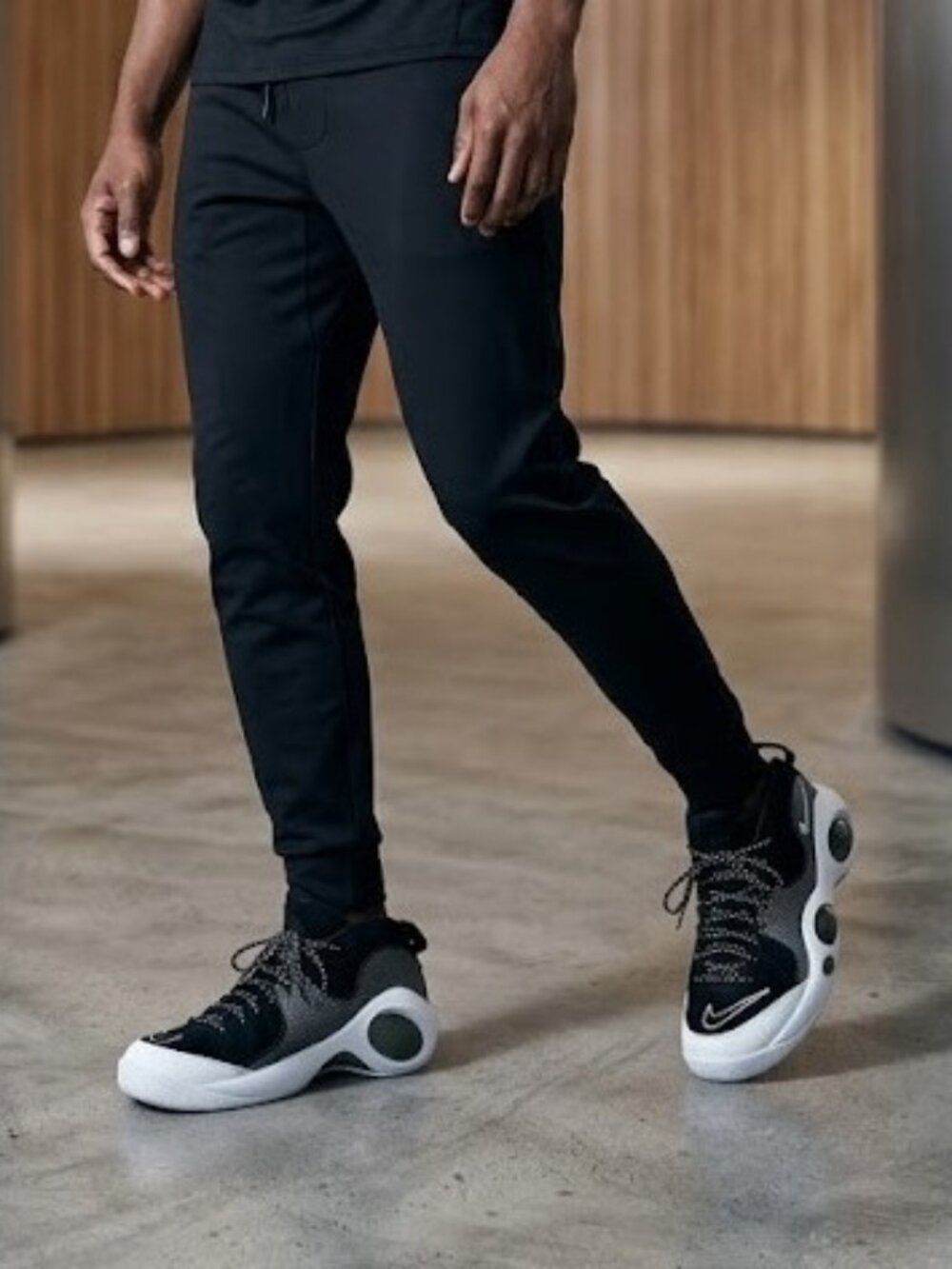 Nike Air Zoom Flight 95 Men’s 2015 Black Metallic Silver 806404-001 Sneakers